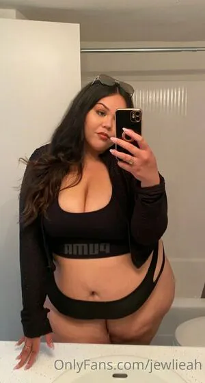 Jewlieah OnlyFans Leaked Free Thumbnail Picture - #xsnEff6iQ7