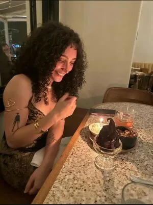 Jezabzllz OnlyFans Leaked Free Thumbnail Picture - #5Ax6V9ccKO