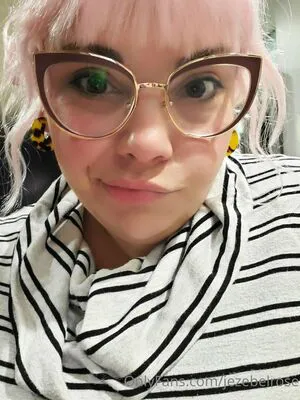 Jezebelrose OnlyFans Leaked Free Thumbnail Picture - #8TPFNaywGU