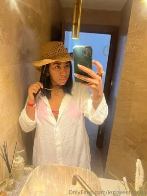 Jezsweetcocoa OnlyFans Leaked Free Thumbnail Picture - #wlg7Bf0bvg