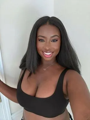 Jharionne OnlyFans Leaked Free Thumbnail Picture - #0pp3pF3MSd