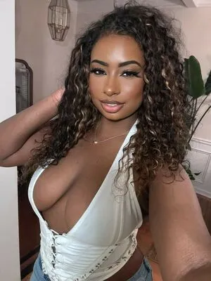 Jharionne OnlyFans Leaked Free Thumbnail Picture - #fqZIeL0JhQ