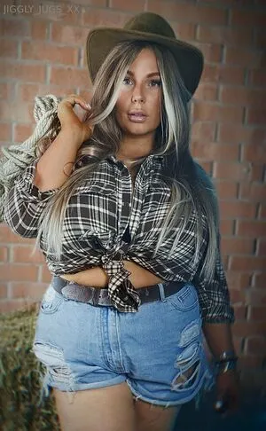 Jiggly Jugs Xx OnlyFans Leaked Free Thumbnail Picture - #6gM0CjW6xi