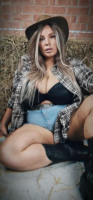Jiggly Jugs Xx OnlyFans Leaked Free Thumbnail Picture - #6ko3vsAPP8