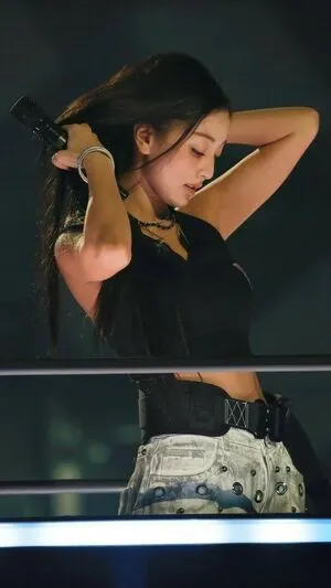 Jihyo OnlyFans Leaked Free Thumbnail Picture - #2Kcypg1nx1