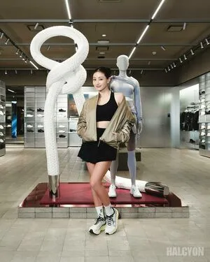 Jihyo OnlyFans Leaked Free Thumbnail Picture - #8i7UhE4cIy