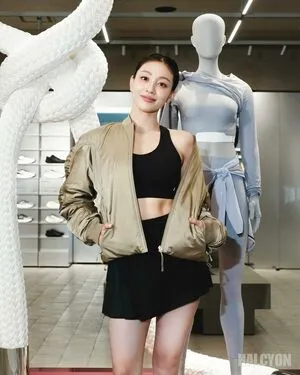 Jihyo OnlyFans Leaked Free Thumbnail Picture - #EZXK6MYRIA