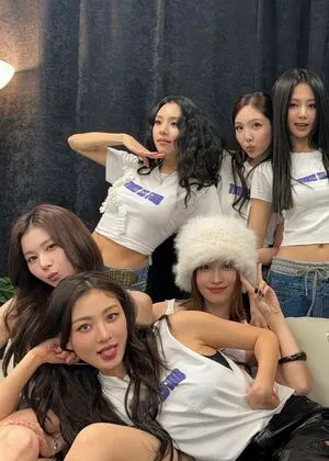 Jihyo OnlyFans Leaked Free Thumbnail Picture - #aI1FVe28jr