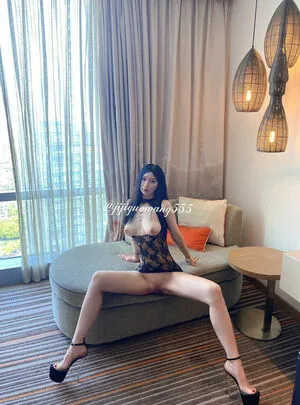 Jijiguowang555 OnlyFans Leaked Free Thumbnail Picture - #NhOCy09gns