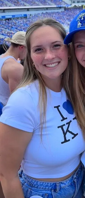 Jill Smith OnlyFans Leaked Free Thumbnail Picture - #AbHxplntsb