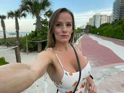 Jillian Weathers OnlyFans Leaked Free Thumbnail Picture - #Ehi4ltg89H