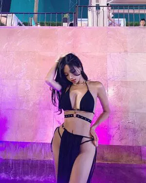 Jin Dayul OnlyFans Leaked Free Thumbnail Picture - #Dx5bI4x27D