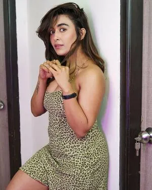 Jinal J J OnlyFans Leaked Free Thumbnail Picture - #4GUR9OGTZQ