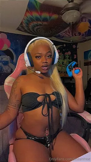 Jinzahfree OnlyFans Leaked Free Thumbnail Picture - #5UINGBnphN
