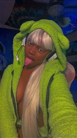 Jinzahfree OnlyFans Leaked Free Thumbnail Picture - #7xt4kVDkOt