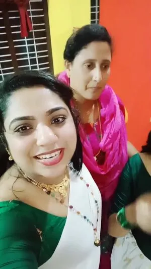 Jipsabeegam OnlyFans Leaked Free Thumbnail Picture - #VMxS7sctkY