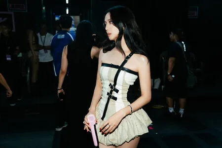 Jisoo OnlyFans Leaked Free Thumbnail Picture - #0zOBFZ5uyo