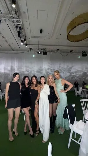 Jisoo OnlyFans Leaked Free Thumbnail Picture - #1RQy5TWaeb