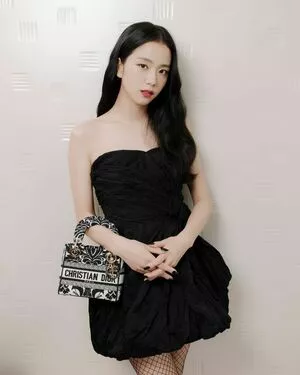 Jisoo OnlyFans Leaked Free Thumbnail Picture - #2A7th30qzN