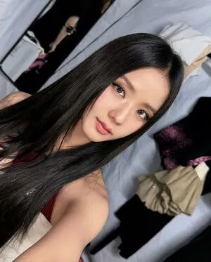 Jisoo OnlyFans Leaked Free Thumbnail Picture - #2Gbd7R1aTV