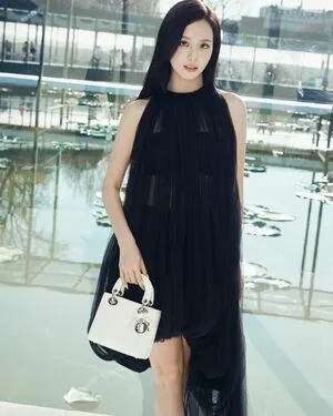 Jisoo OnlyFans Leaked Free Thumbnail Picture - #2Iwom8A5fe