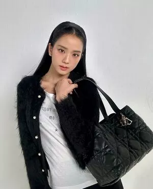 Jisoo OnlyFans Leaked Free Thumbnail Picture - #3XF2TX3qEb