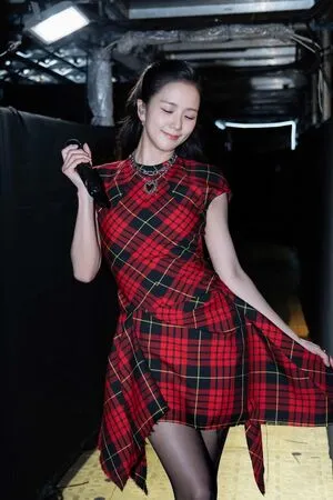 Jisoo OnlyFans Leaked Free Thumbnail Picture - #4Ez0TcSfWU