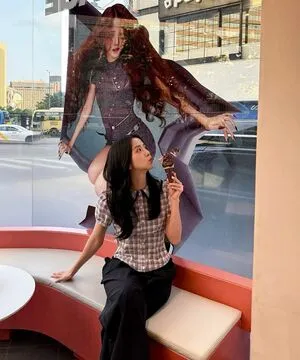 Jisoo OnlyFans Leaked Free Thumbnail Picture - #4LQ8KDs7ex