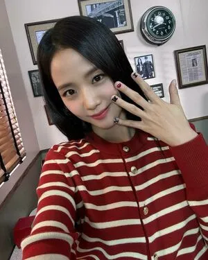 Jisoo OnlyFans Leaked Free Thumbnail Picture - #6rL7KEoZLP