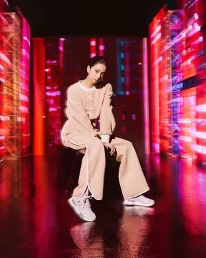 Jisoo OnlyFans Leaked Free Thumbnail Picture - #8cH6kytvjv