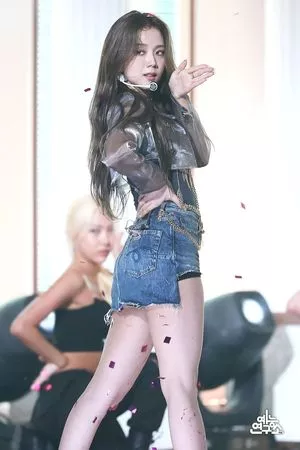 Jisoo OnlyFans Leaked Free Thumbnail Picture - #994pVId0Rp
