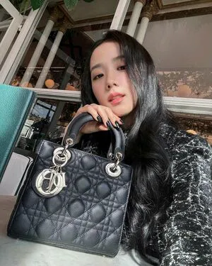 Jisoo OnlyFans Leaked Free Thumbnail Picture - #A3zr9AzqfV