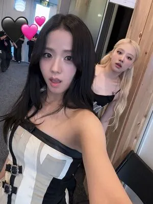 Jisoo OnlyFans Leaked Free Thumbnail Picture - #BGHDffrwse