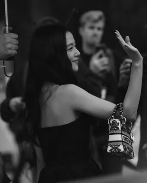 Jisoo OnlyFans Leaked Free Thumbnail Picture - #BrfOG6RXBj