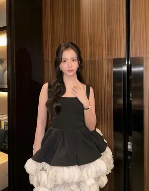 Jisoo OnlyFans Leaked Free Thumbnail Picture - #Dw9Y2iJEV4