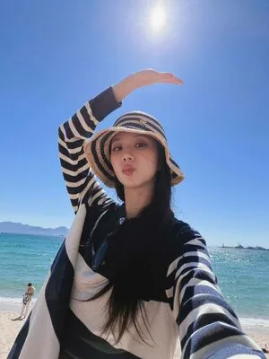 Jisoo OnlyFans Leaked Free Thumbnail Picture - #Dxayh1on5p