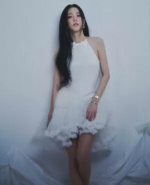 Jisoo OnlyFans Leaked Free Thumbnail Picture - #ETU95YVivJ