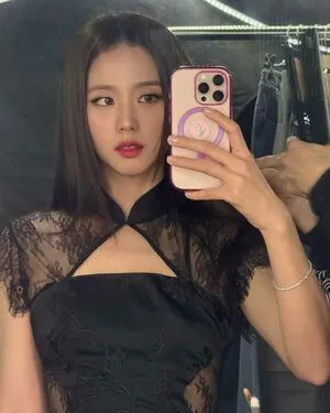 Jisoo OnlyFans Leaked Free Thumbnail Picture - #EirjrttYxm