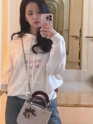 Jisoo OnlyFans Leaked Free Thumbnail Picture - #I6G7Z41QgP