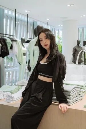 Jisoo OnlyFans Leaked Free Thumbnail Picture - #PT9IXwuD0p