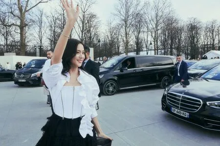 Jisoo OnlyFans Leaked Free Thumbnail Picture - #Q8OyanNE6Q