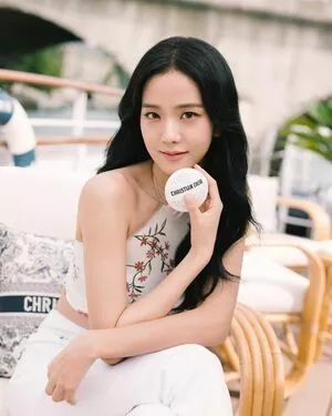 Jisoo OnlyFans Leaked Free Thumbnail Picture - #TR1DKFVqDM