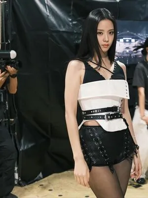 Jisoo OnlyFans Leaked Free Thumbnail Picture - #TgBLAnipSl