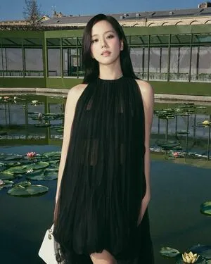 Jisoo OnlyFans Leaked Free Thumbnail Picture - #WcoE9UUS6o