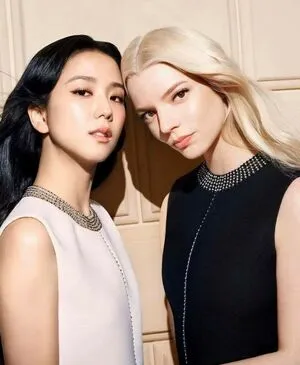 Jisoo OnlyFans Leaked Free Thumbnail Picture - #X0Nz8mUdiJ