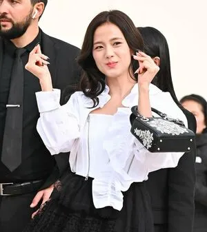 Jisoo OnlyFans Leaked Free Thumbnail Picture - #ZBObhWzqXA