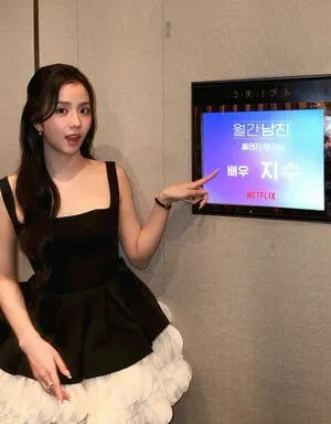 Jisoo OnlyFans Leaked Free Thumbnail Picture - #c9Khw4QtNM
