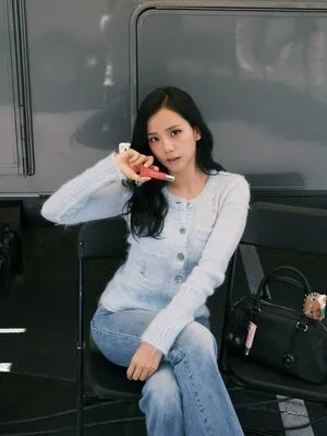 Jisoo OnlyFans Leaked Free Thumbnail Picture - #e4GKUd2N7b