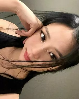 Jisoo OnlyFans Leaked Free Thumbnail Picture - #exhCbp4Yar