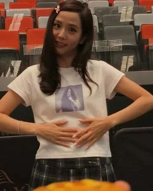 Jisoo OnlyFans Leaked Free Thumbnail Picture - #f636ziPnCO